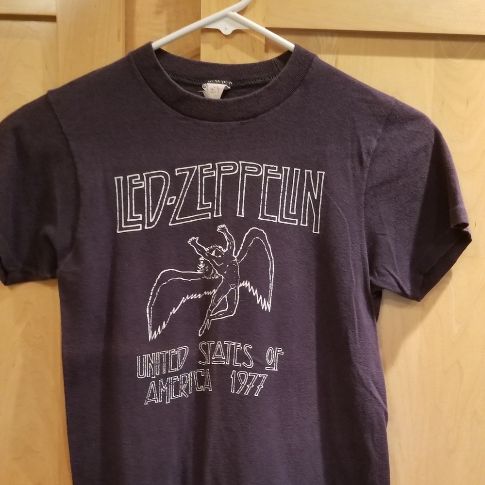 Authentic 1977 Led Zeppelin USA Concert Tshirt